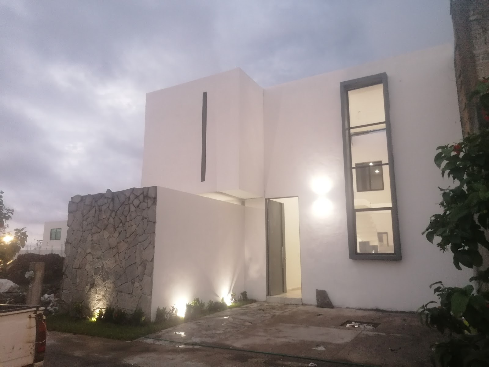 leetx-google-photo-71513-7 leetx-google-photo-71513-7