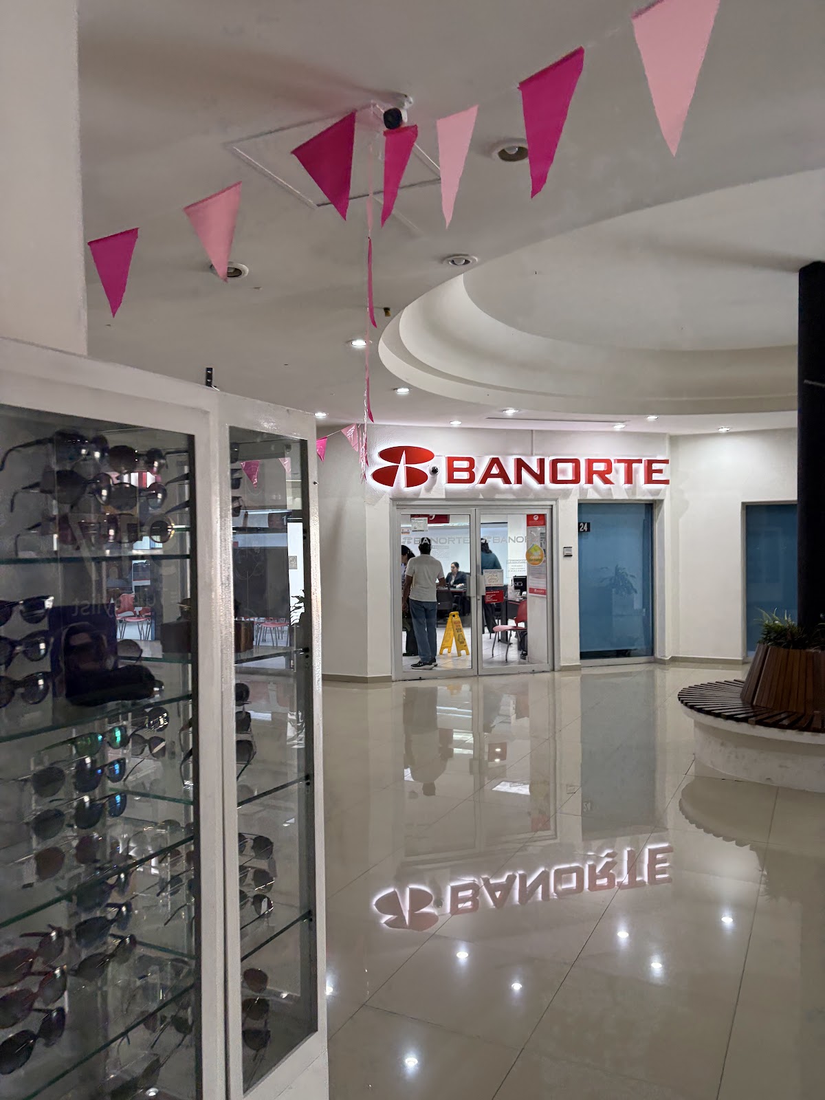 leetx-google-photo-72090-6 leetx-google-photo-72090-6