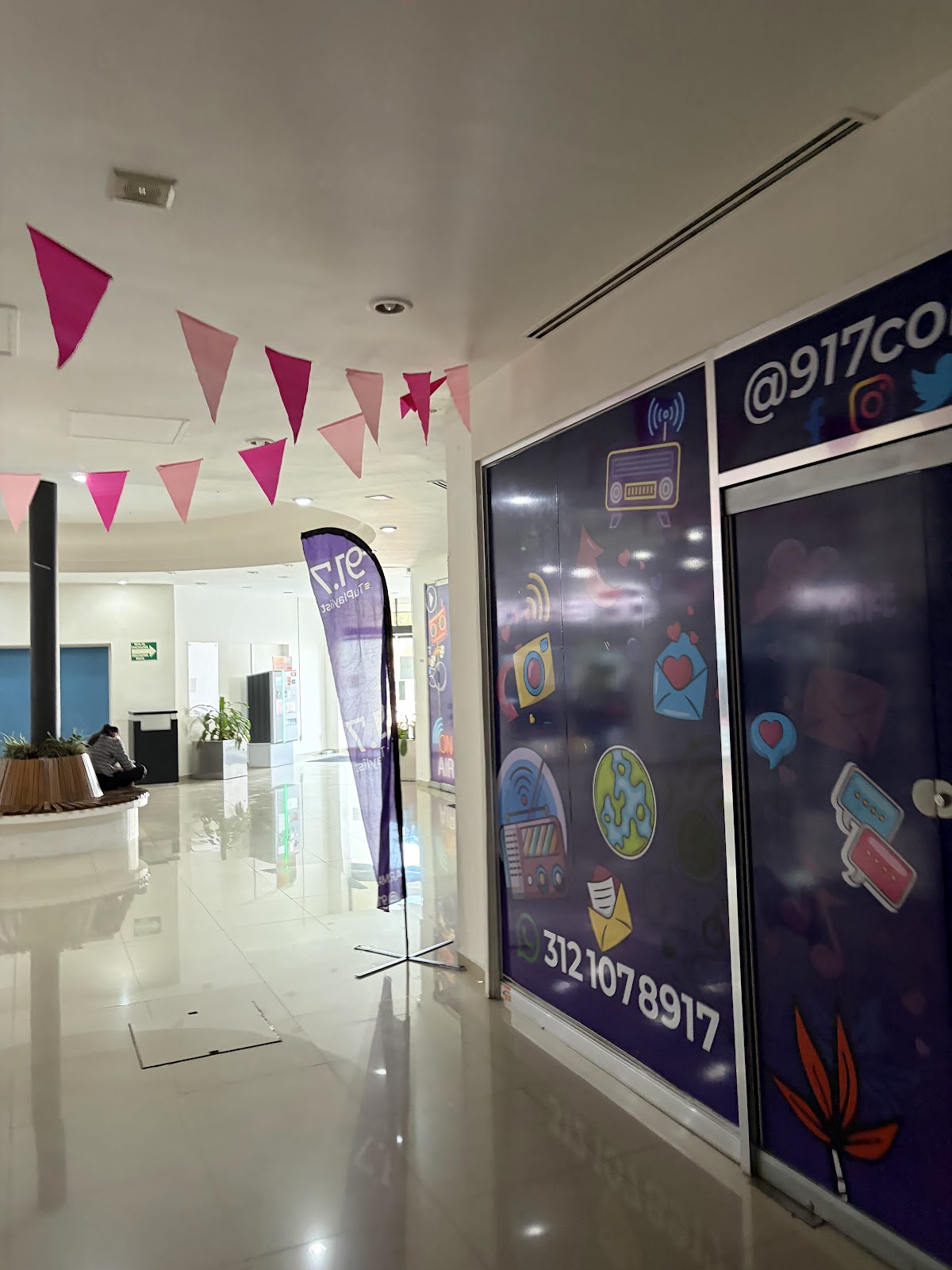 leetx-google-photo-72090-9 leetx-google-photo-72090-9