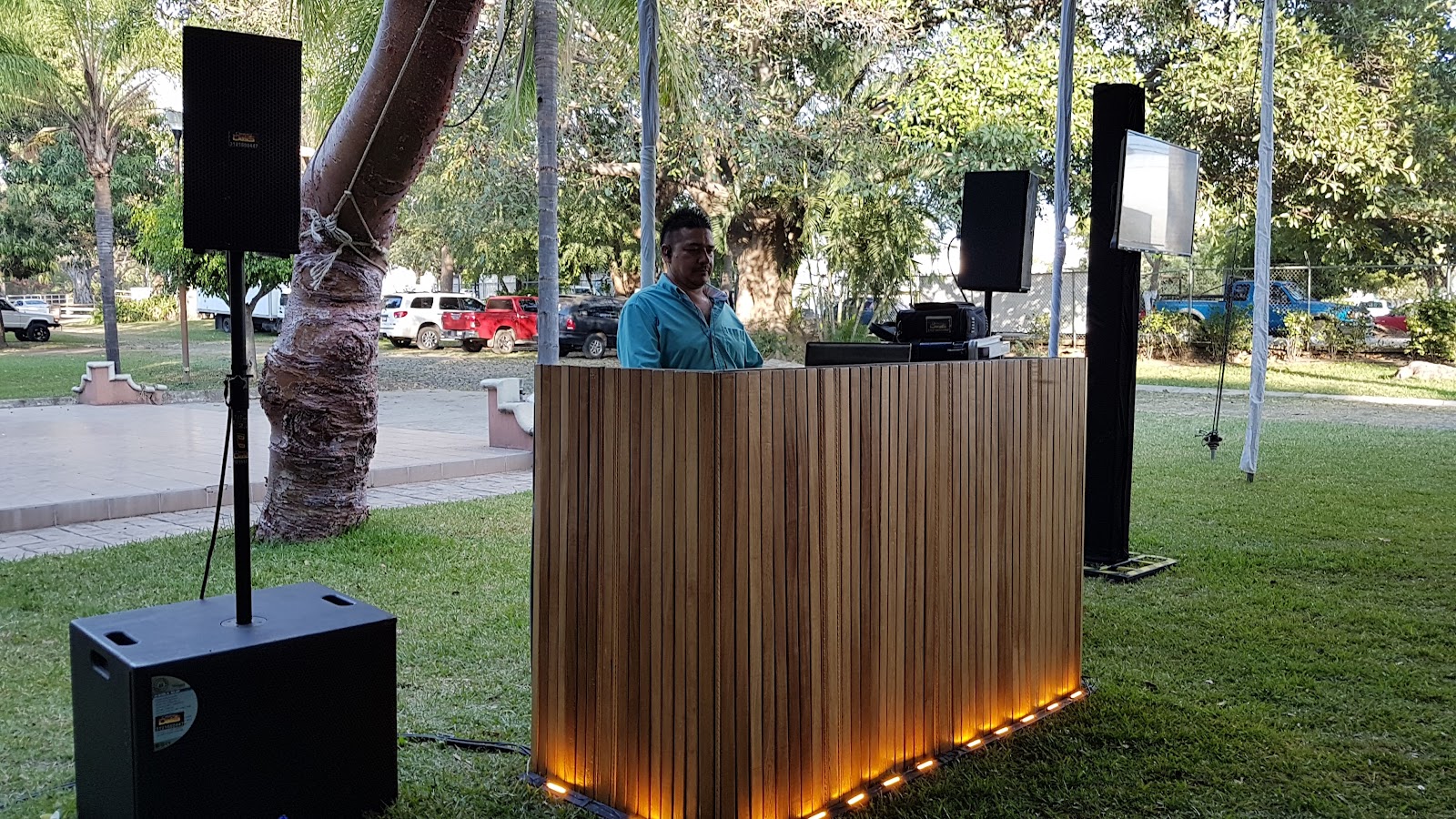 leetx-google-photo-72423-2 leetx-google-photo-72423-2