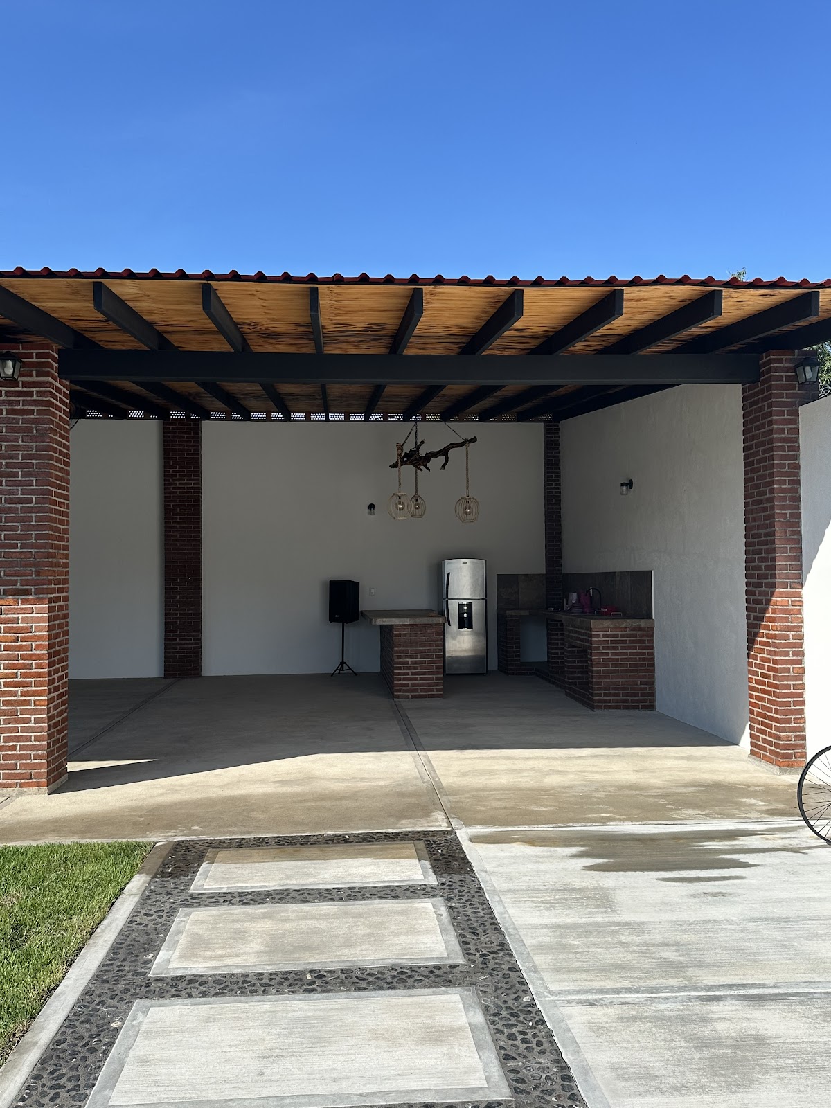 leetx-google-photo-81794-9 leetx-google-photo-81794-9