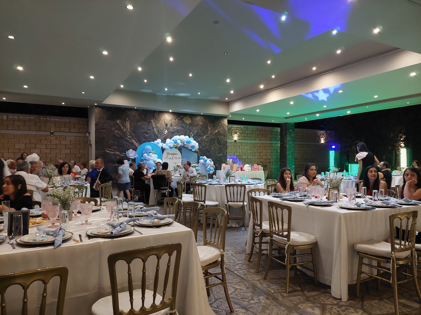 leetx-google-photo-81917-9 leetx-google-photo-81917-9