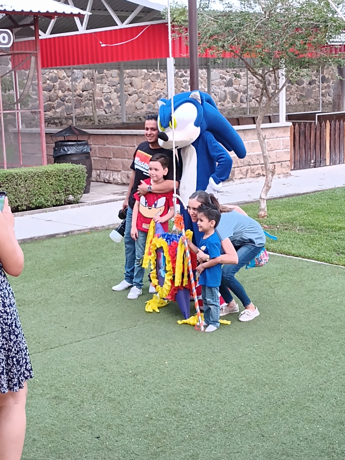 leetx-google-photo-82011-5 leetx-google-photo-82011-5