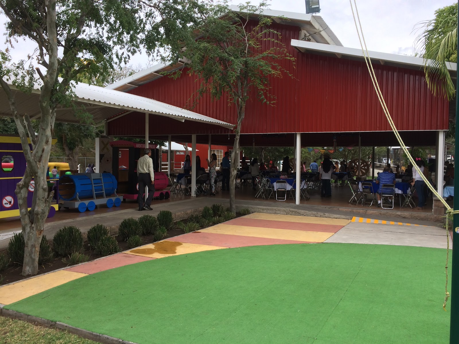 leetx-google-photo-82011-8 leetx-google-photo-82011-8