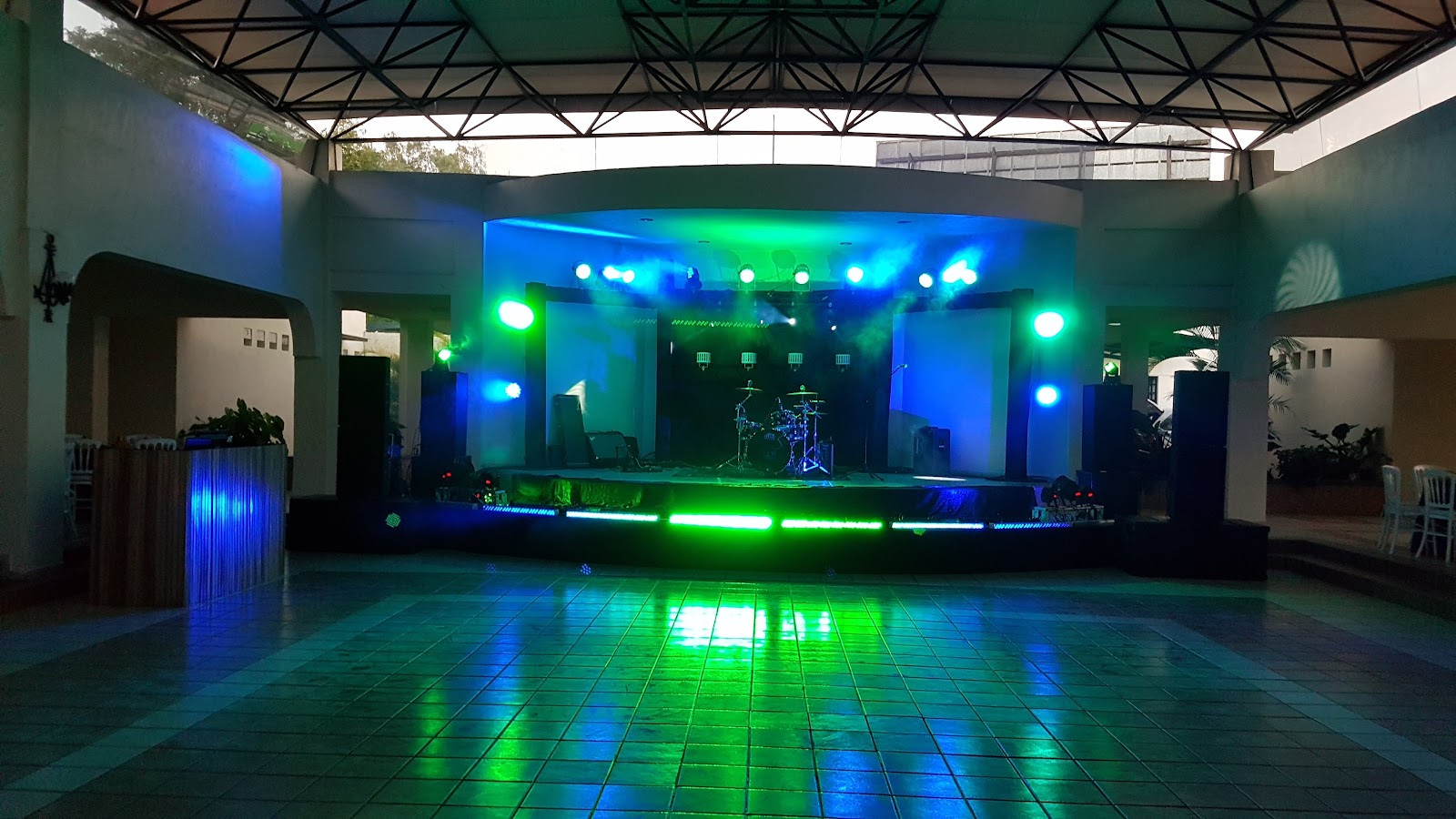 leetx-google-photo-82040-5 leetx-google-photo-82040-5