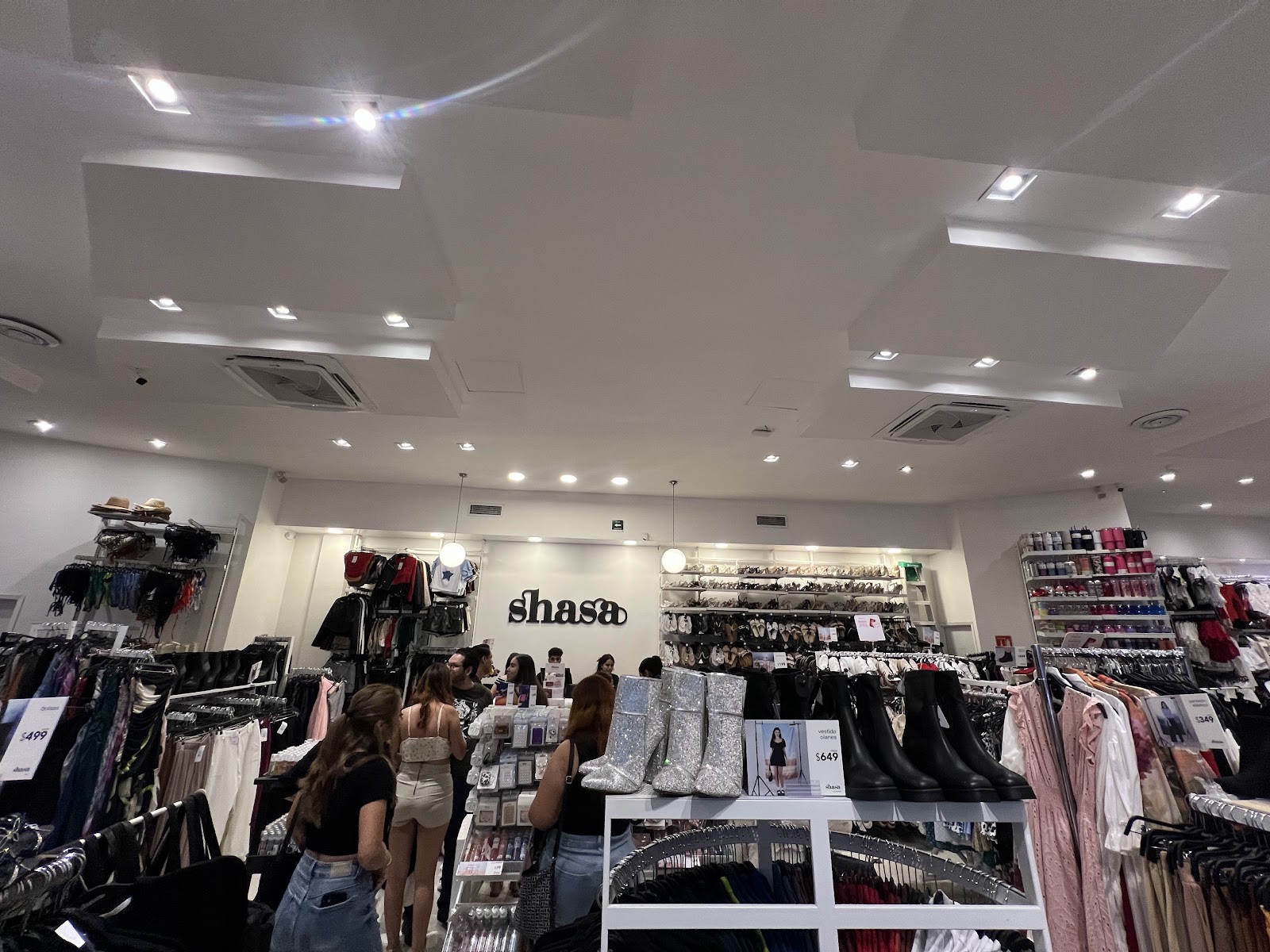 leetx-google-photo-84613-4 leetx-google-photo-84613-4