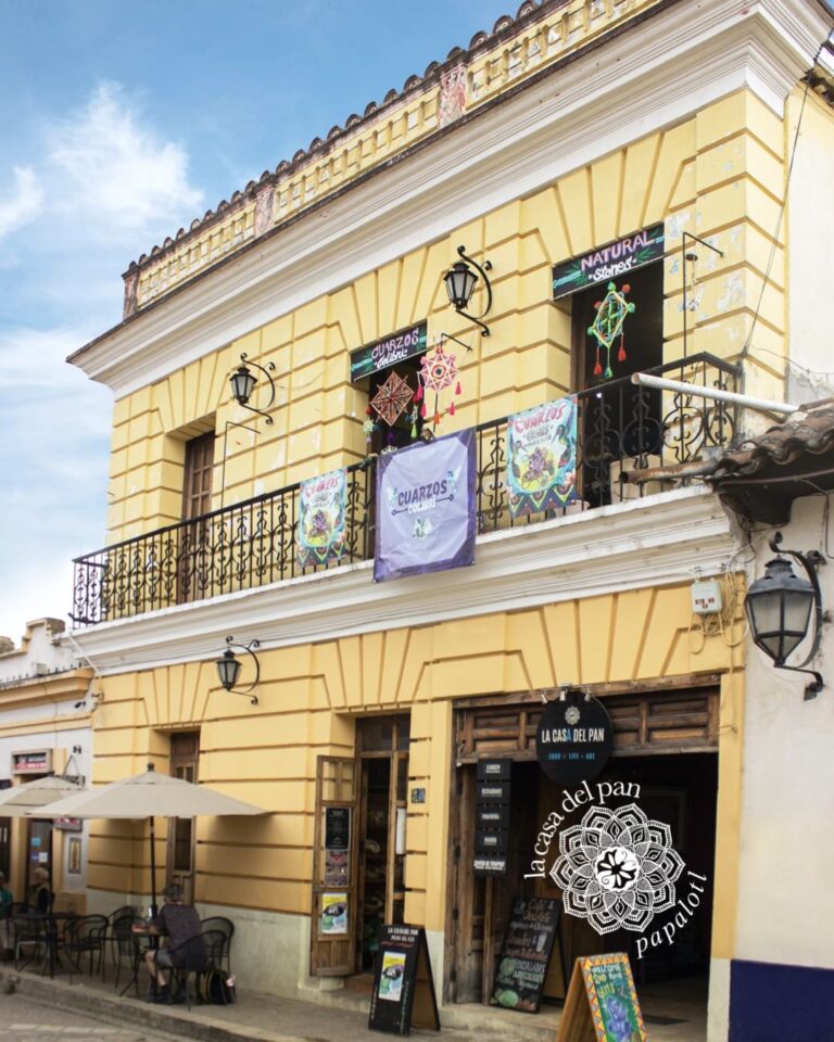 100409 casa del pan panaderia artesanal tienda organica y productores locales 768x960