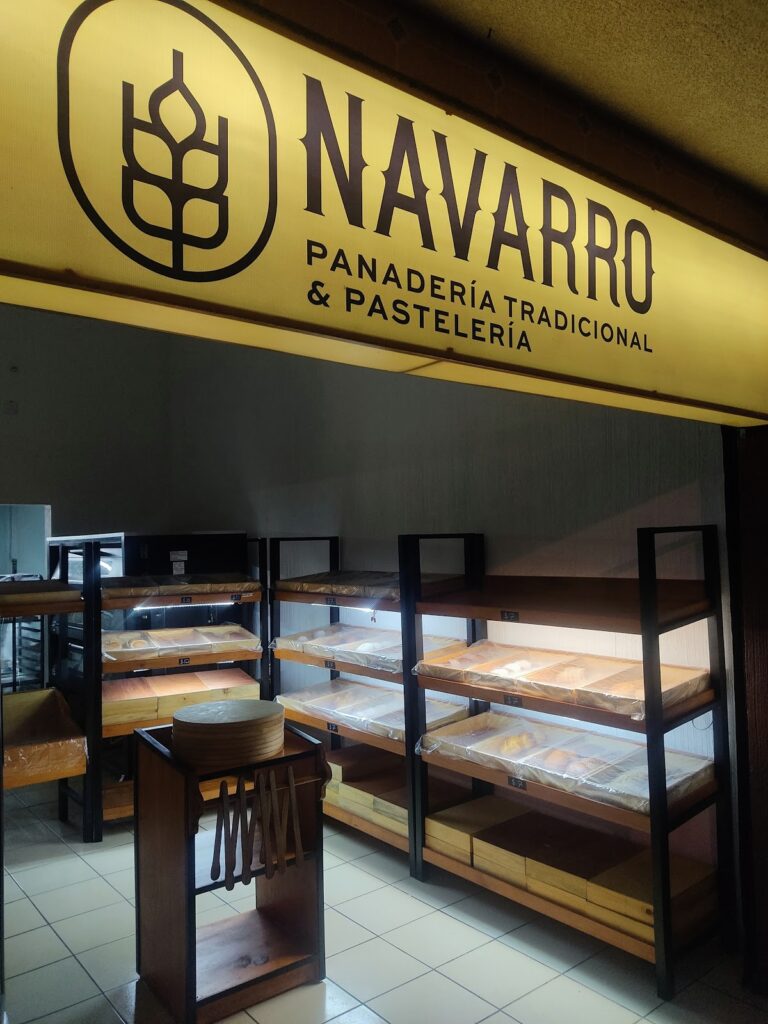 100556 panaderia tradicional y pasteleria navarro 768x1024