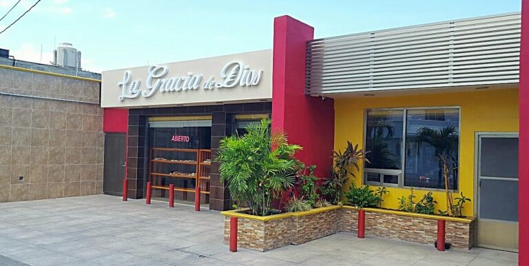 100596 panaderia la gracia de dios 768x386