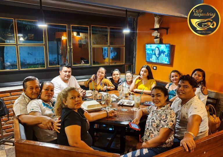 101099 cafe alejandria 768x541