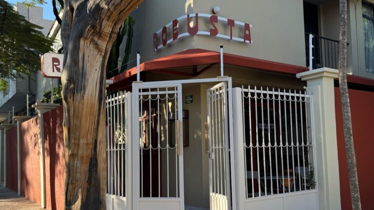 101231 robusta cafe y pan 768x432