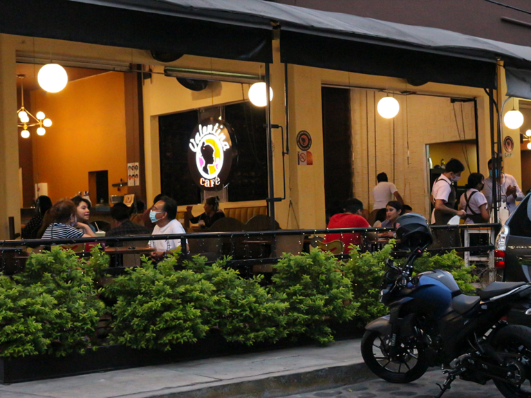 101244 valentina cafe 768x576