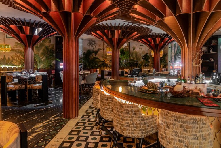 102424 restaurante emplumado 768x513