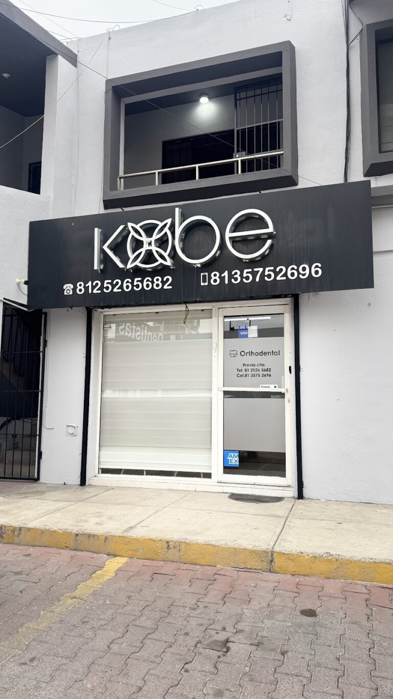 103977 dentista en monterrey 8211 kobe dental 768x1365