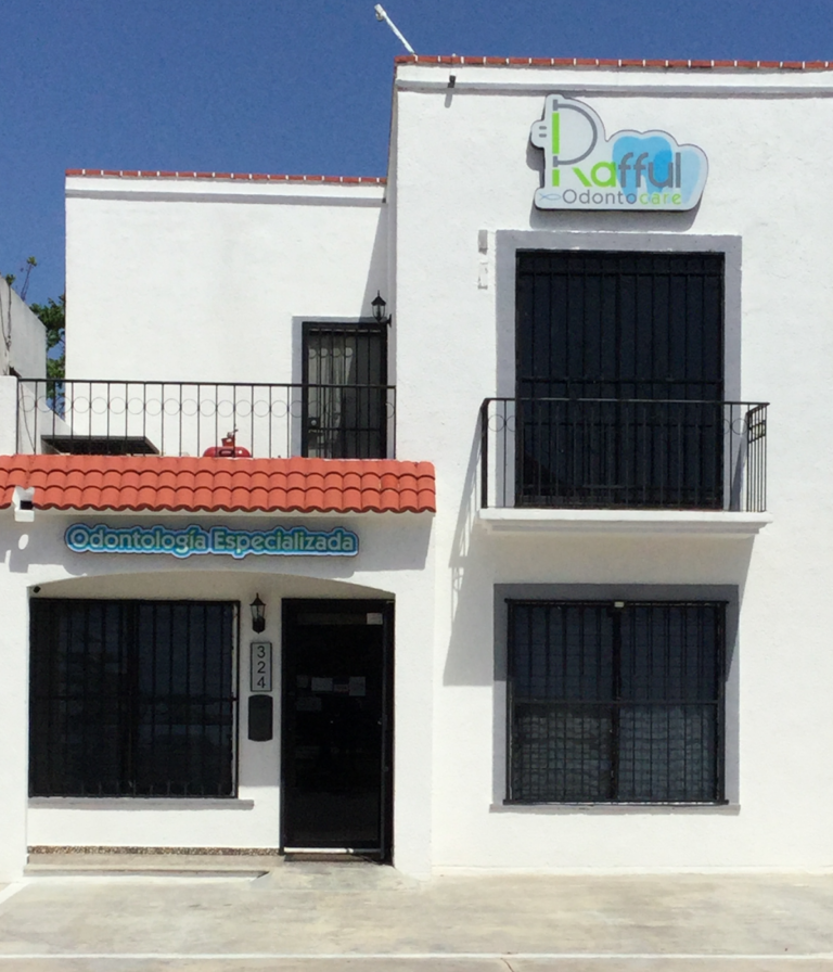 104022 dentista playa del carmen 768x896