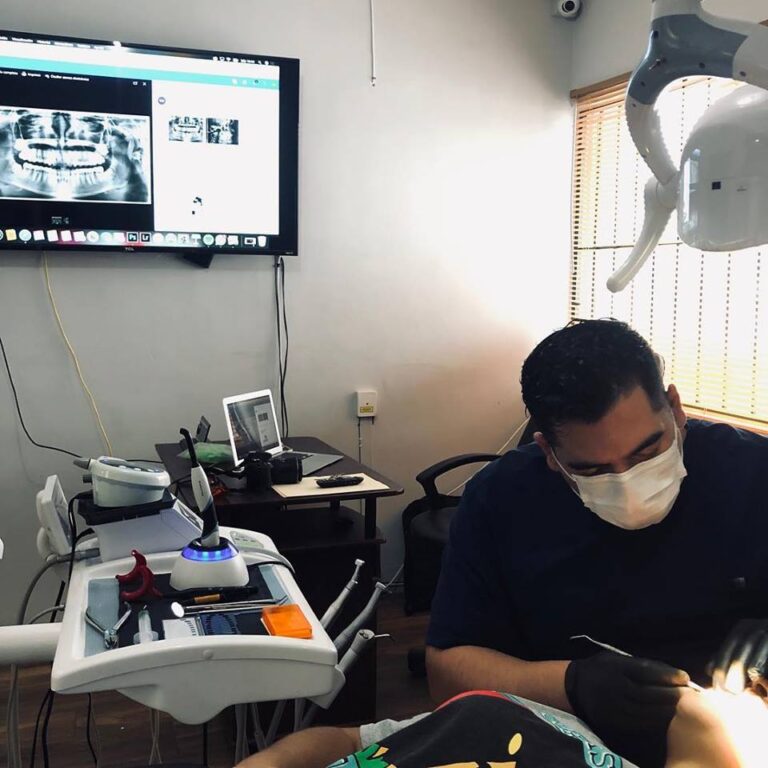 104106 hl studio dental 8211 dentistas especialistas 8211 implantes dentales dentista matamoros 768x768