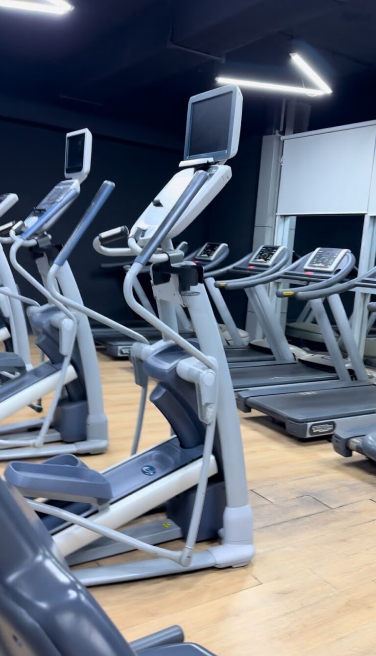 104695 xportsfit gym 768x1339
