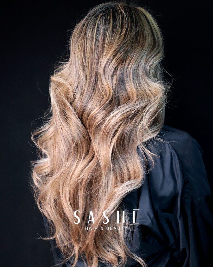 105407 sashe salon de belleza 819x1024