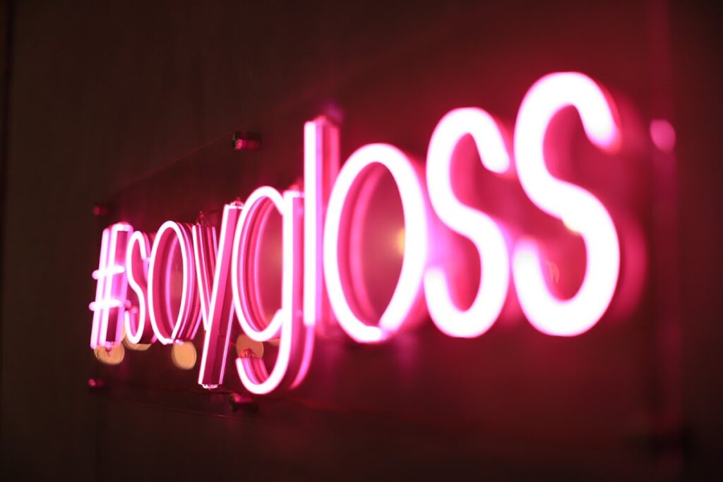 105519 gloss beauty salon 1024x683