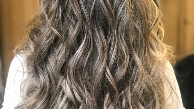 105601 nudo salon de belleza 768x433