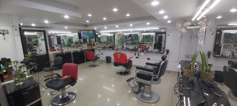 105649 peluqueria la paz 768x346