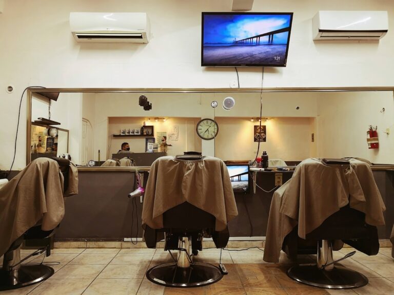 105673 barberias premium 768x576
