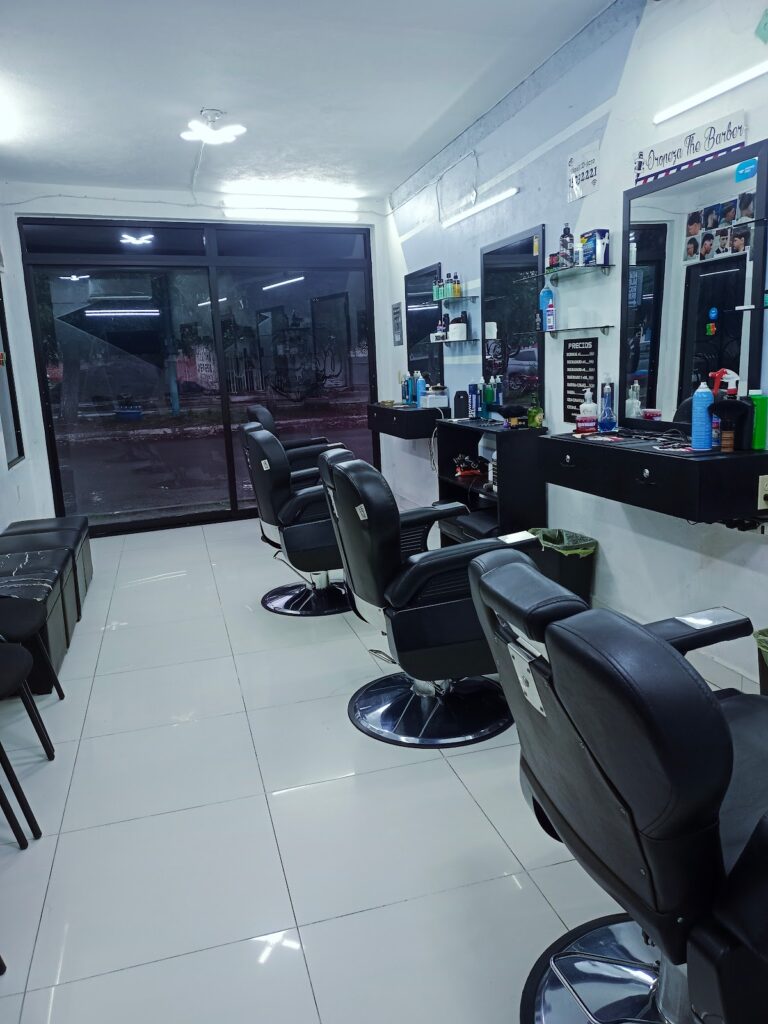 105754 garcias barber shop 768x1024