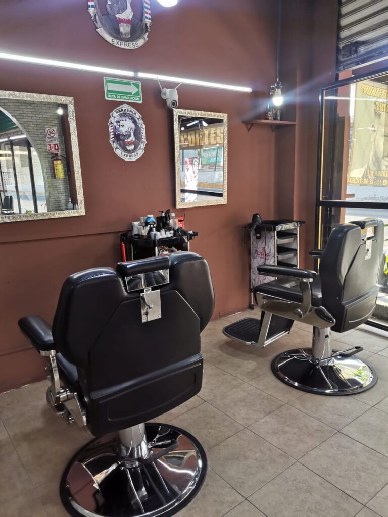 105848 escuela de barberia express suc ecatepec 768x1024