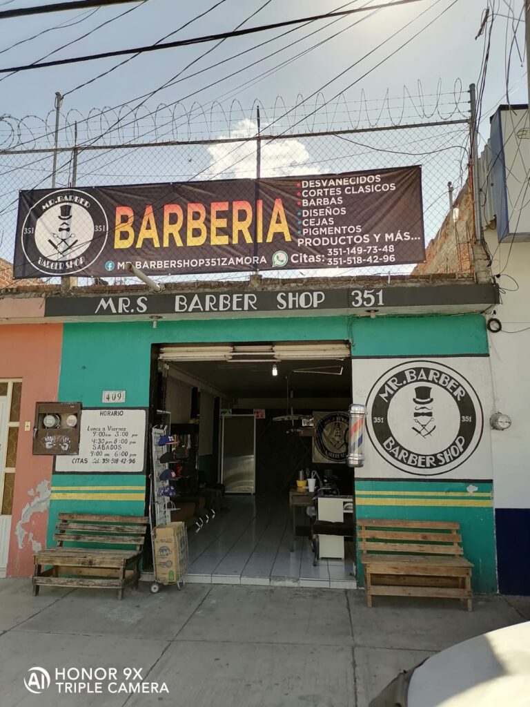 105856 barberia mr barbershop 351 zamora 768x1024