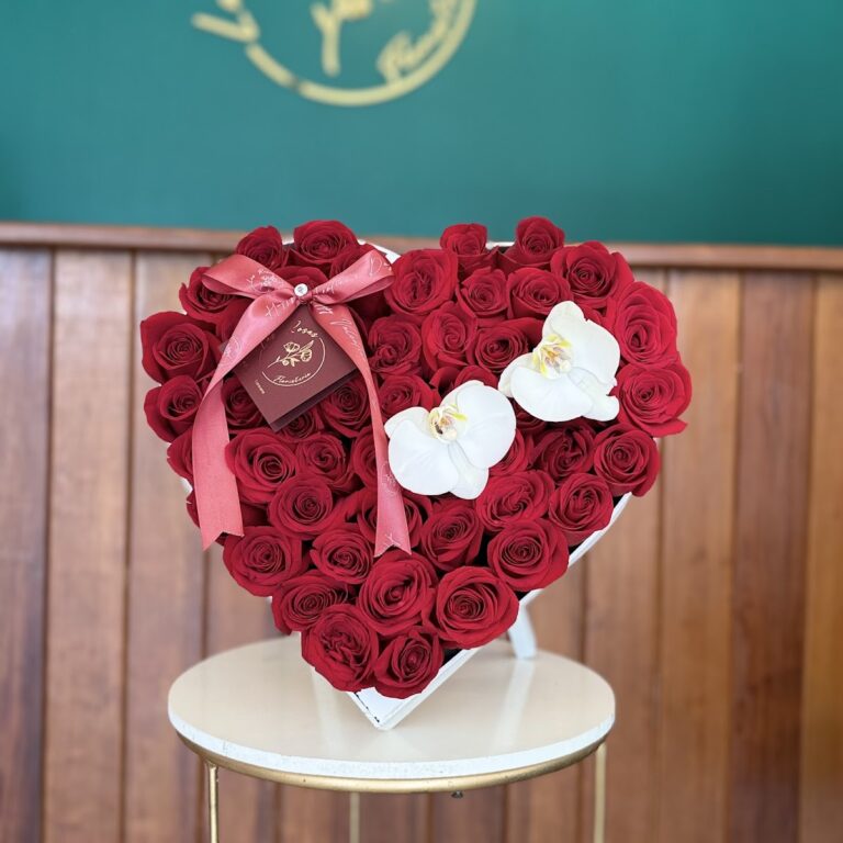 107389 las rosas floristeria 768x768