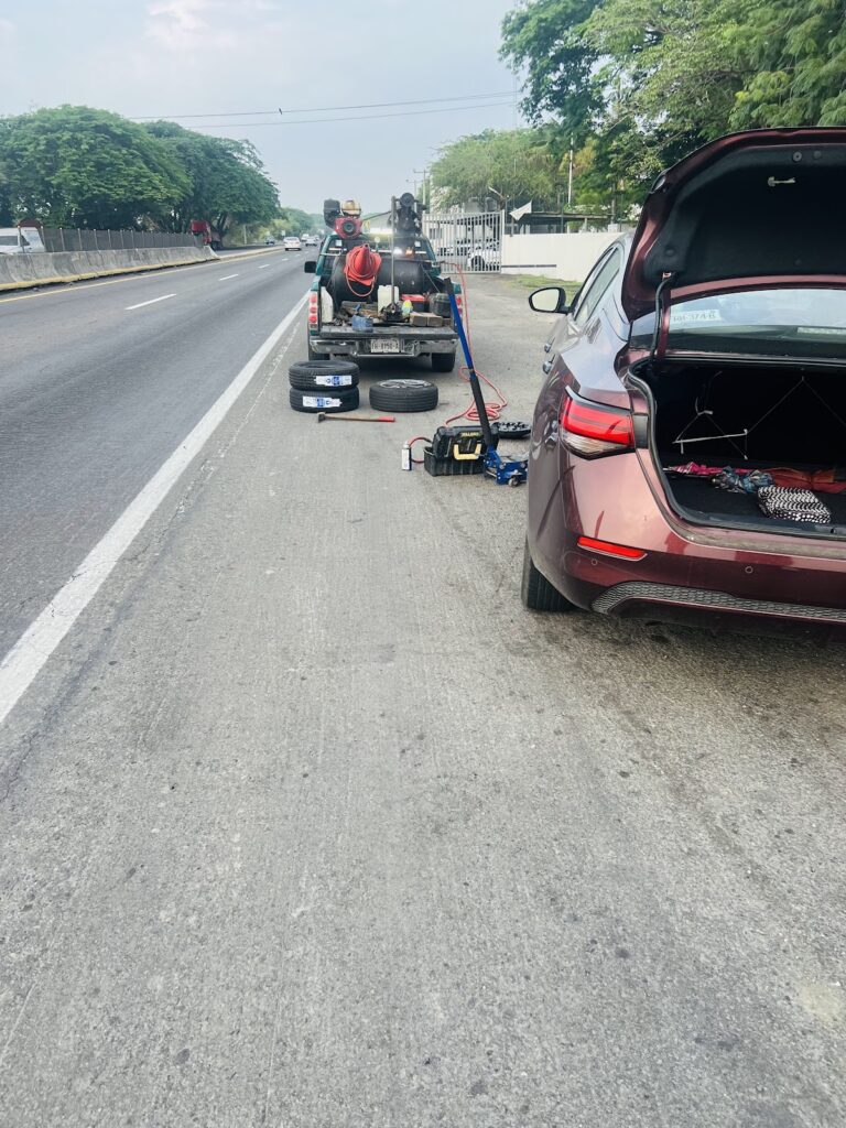 108121 llantera movil tecoman autopista tecoman manzanillo colima 768x1024
