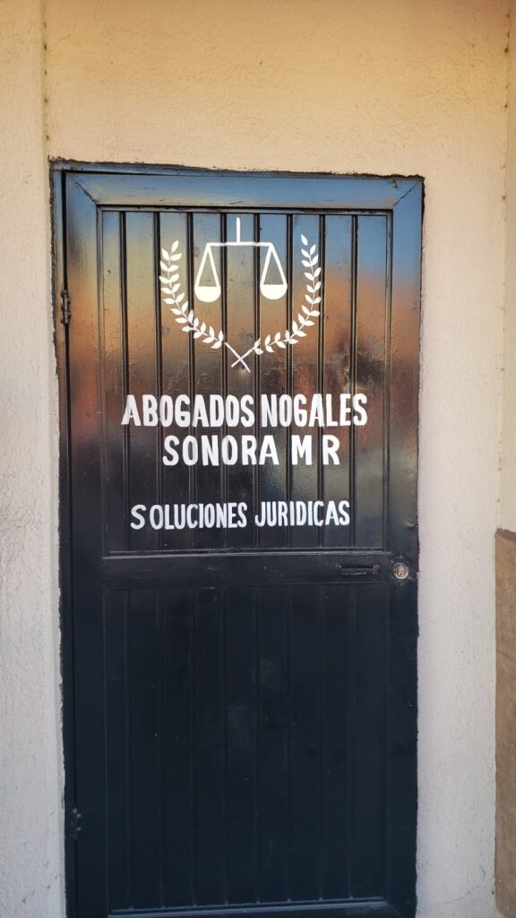 110264 abogados nogales mr 576x1024