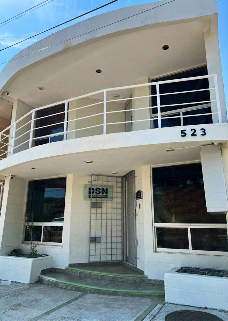 110709 despacho santos navarro contadores y abogados 768x1081