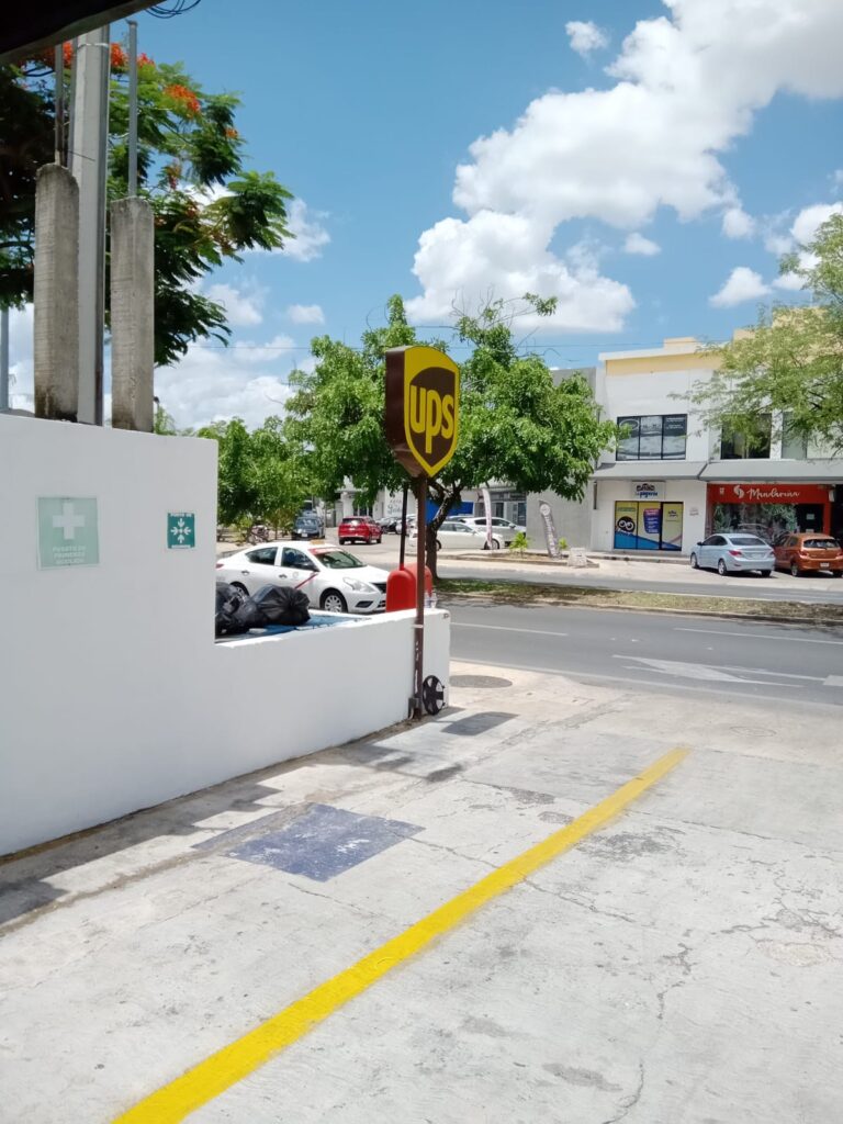 111967 centro de envios ups merida 768x1024