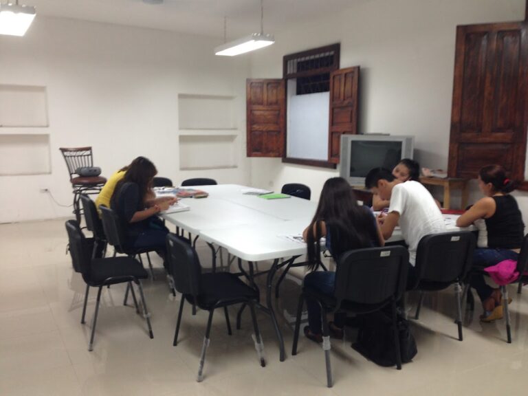 112382 instituto de ingles javier mckeever 768x576
