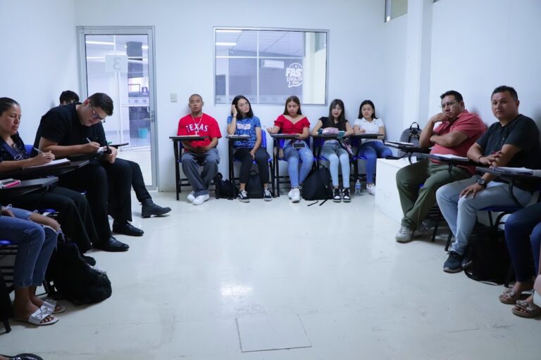 112552 fast english apodaca 768x512