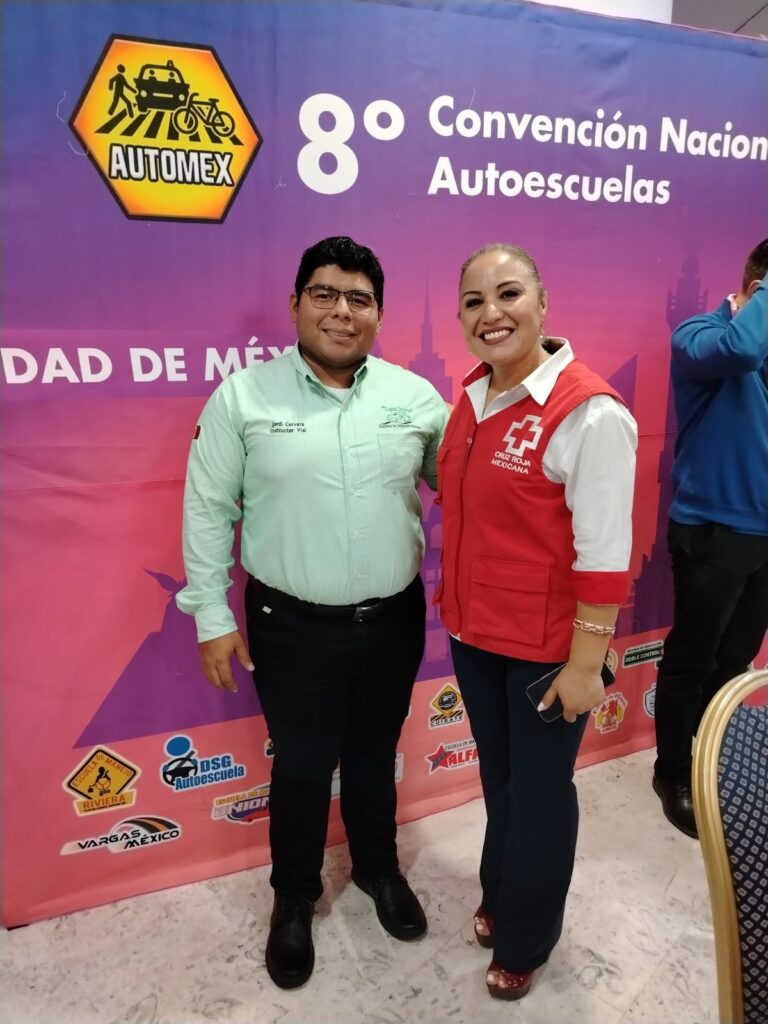 112727 escuela de manejo super drive 768x1024