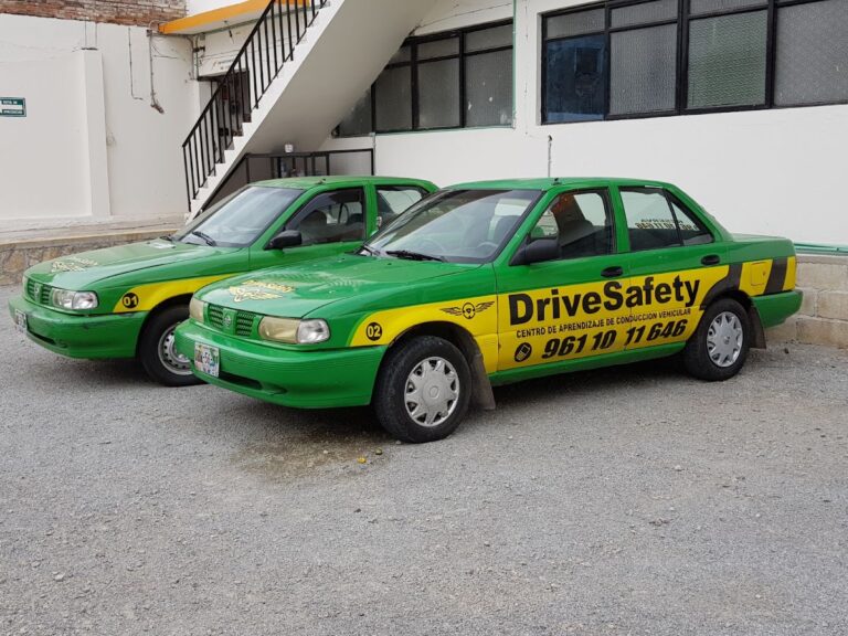 112749 drivesafety escuela de manejo 768x576
