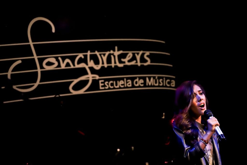 113192 songwriters escuela de musica 1024x683