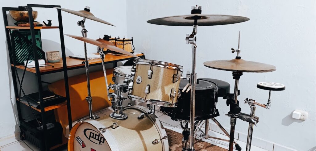 113321 escuela de musica en mazatlan drum brothers 1024x489
