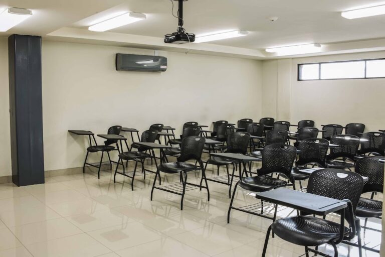 114362 universidad vizcaya de las americas 8211 ensenada 768x512