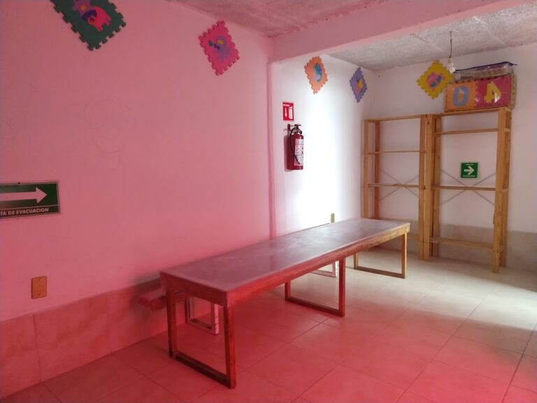 114700 guarderia y estancia infantil 768x576