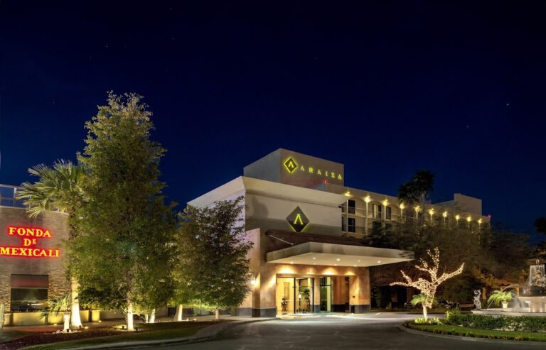 114914 hotel araiza mexicali 768x493