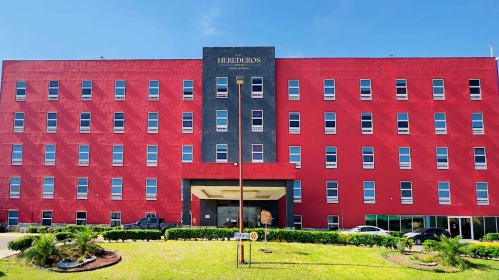 114953 los herederos hotel y resto 1024x576