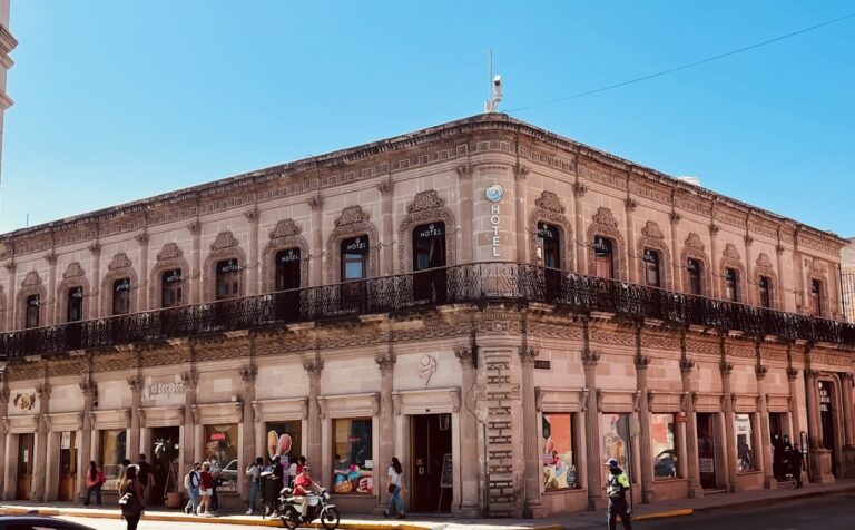 114989 palacio de las rosas hotel 768x476