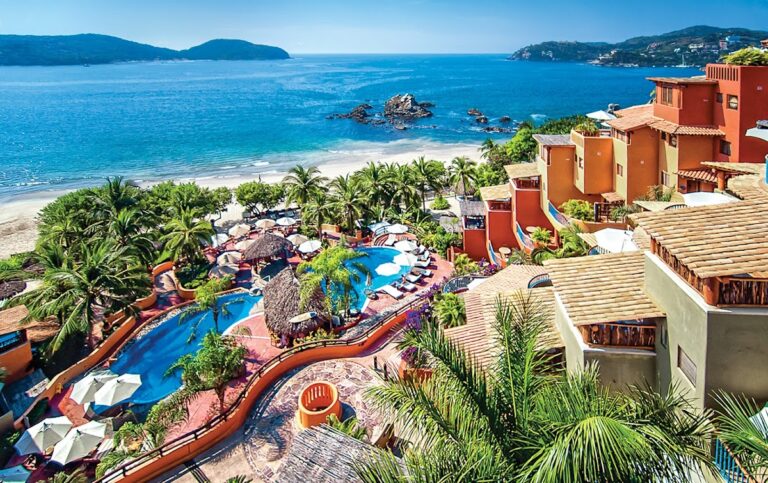 115022 hilton grand vacations club zihuatanejo mexico 768x483