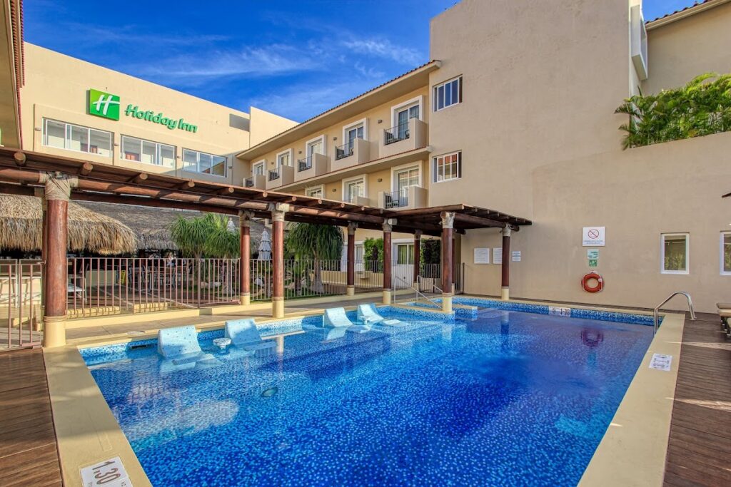 115148 holiday inn huatulco 1024x683