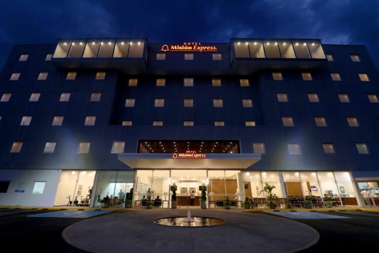 115195 hotel mision express san juan del rio 768x512