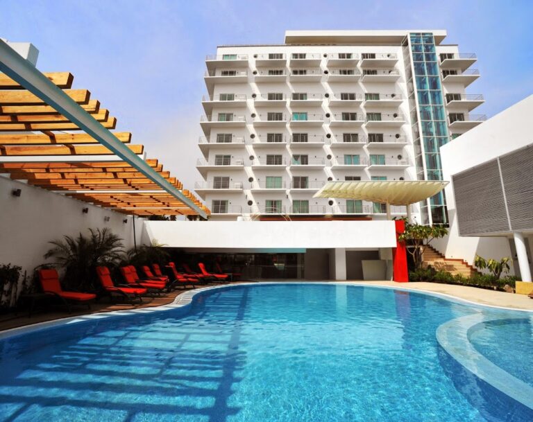 115285 hotel emporio veracruz 768x609