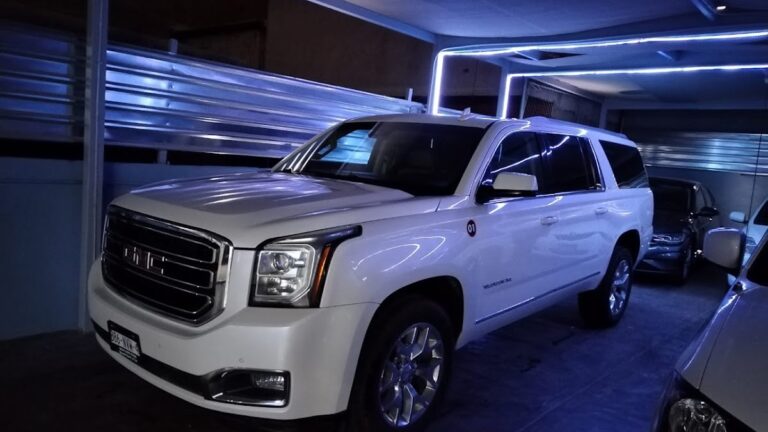 115686 street rent a car 768x432